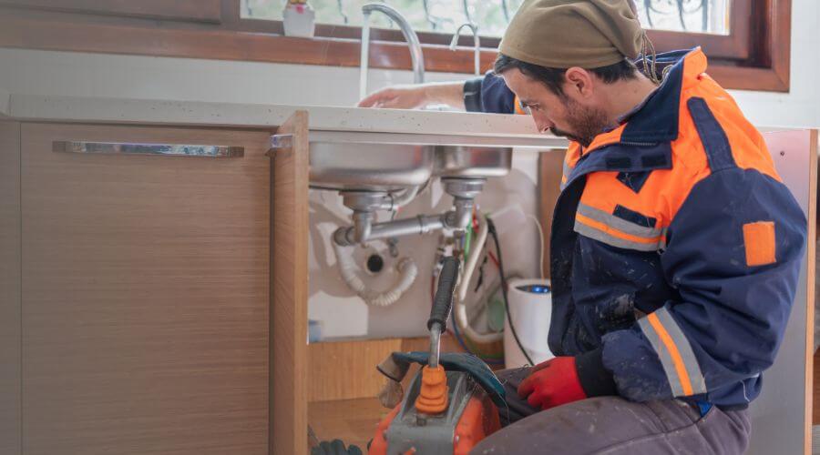 Professional expert plumbing services in Quinebaug, CT